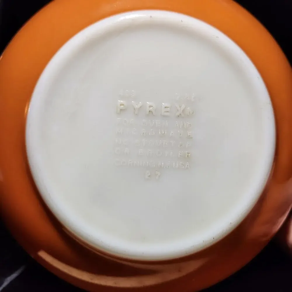 4 vintage Pyrex Autumn Harvest mixing bowls